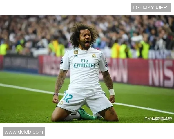 各大足球明星回头再战绿茵场展现不老传奇风采与激情